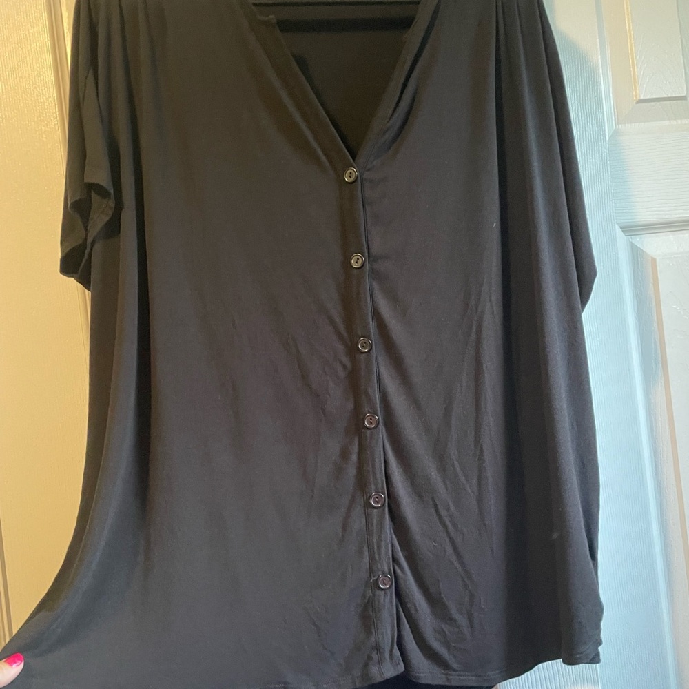 Short sleeve button up black tshirt